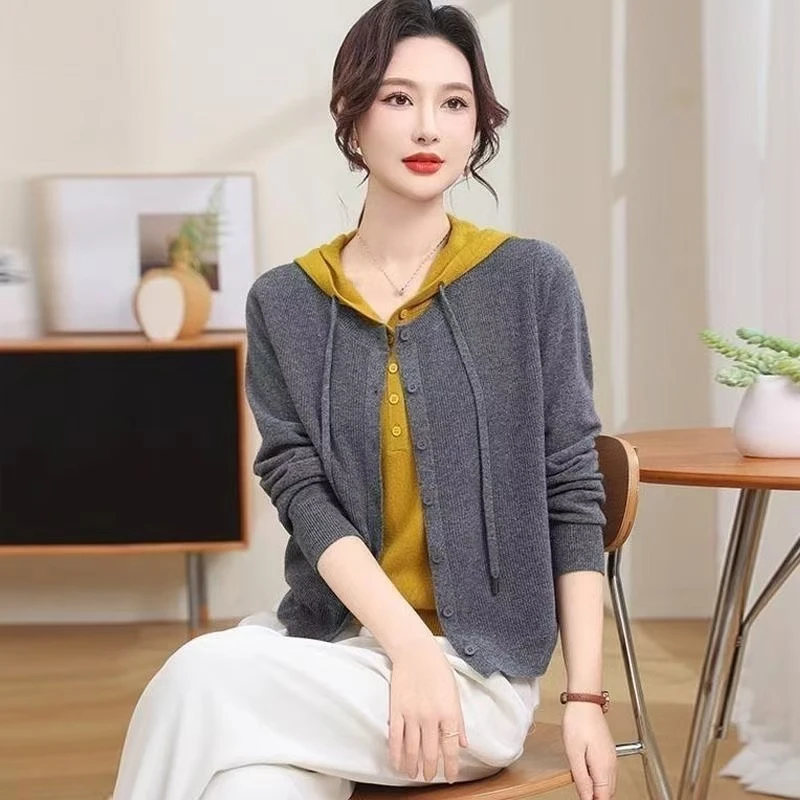 春秋假两件连帽开衫撞色休闲百搭减龄遮肉气质款秋冬新款小众设计