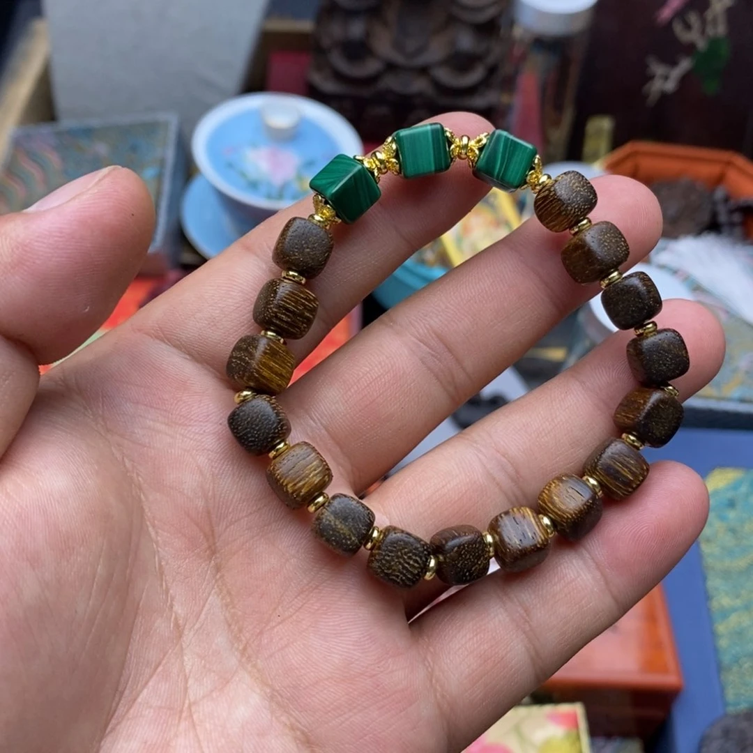 大叶紫檀（黑酸枝木类）