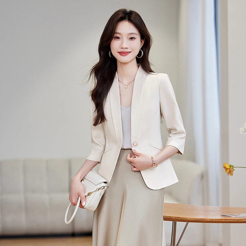 杏色西装外套女2025夏季新款薄款七分袖小个子高级感气质西服外套
