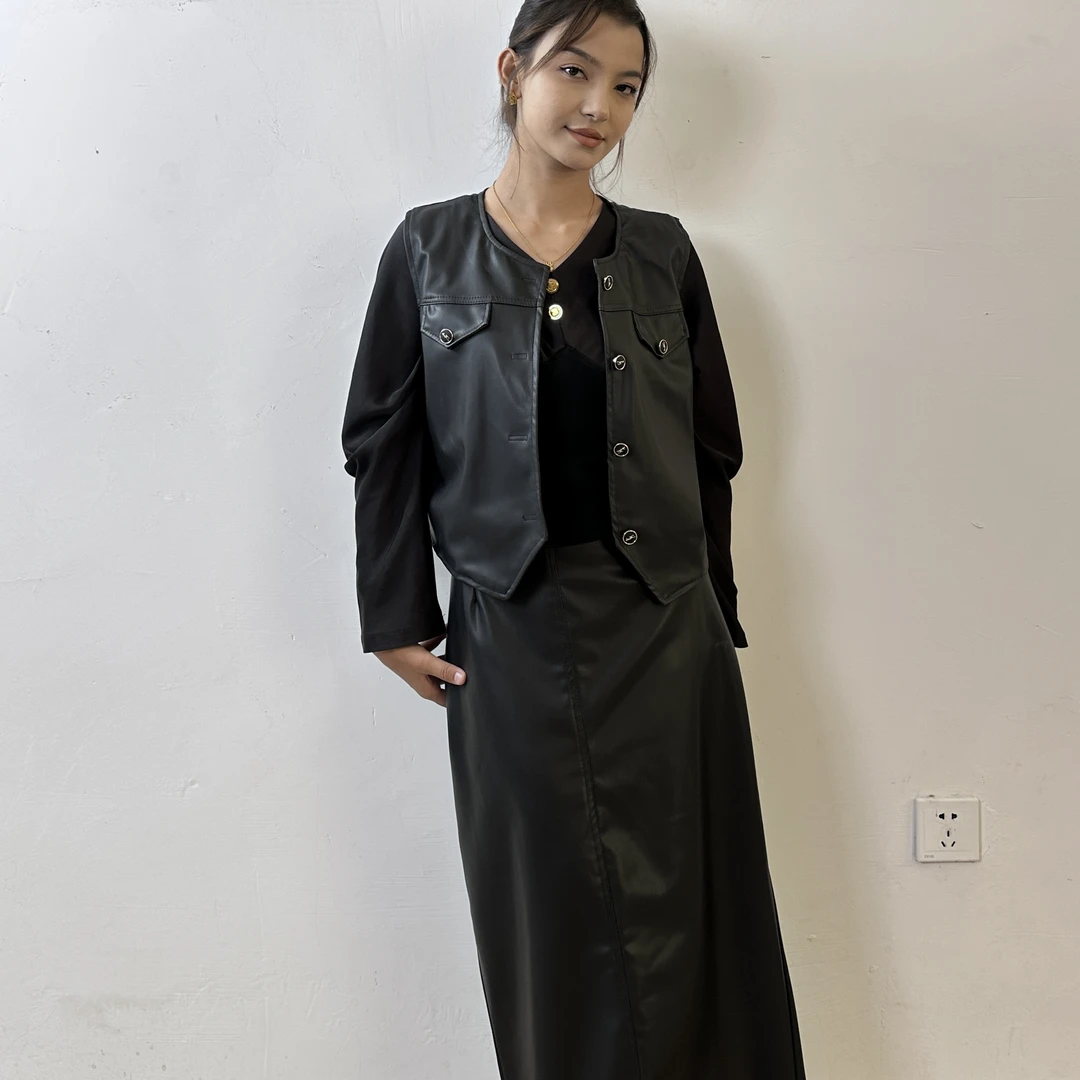 轻熟风美拉德休闲风时尚长款气质洋气秋季马甲裙子套装