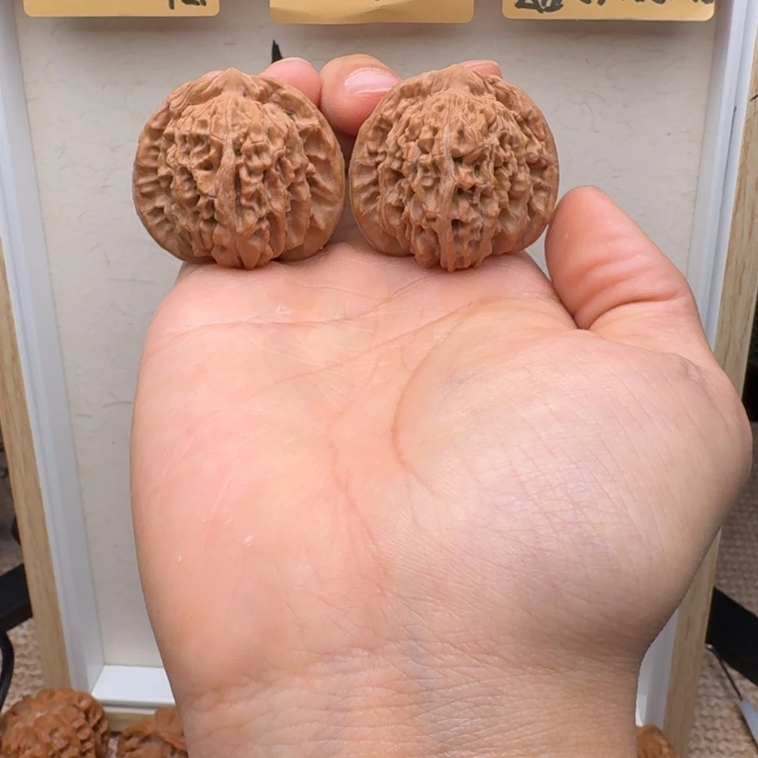 文玩核桃把件f*4199楼子