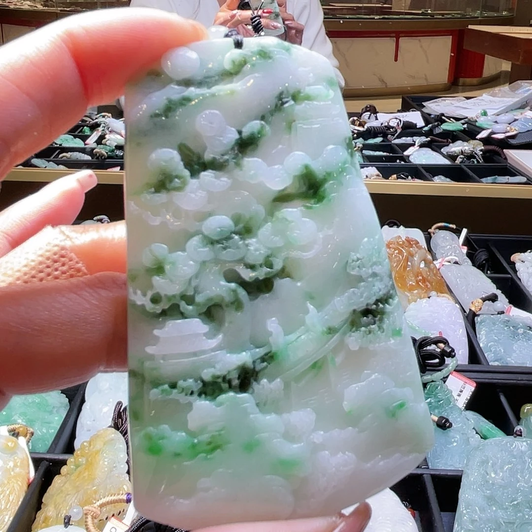 翡翠颈饰未镶嵌一个