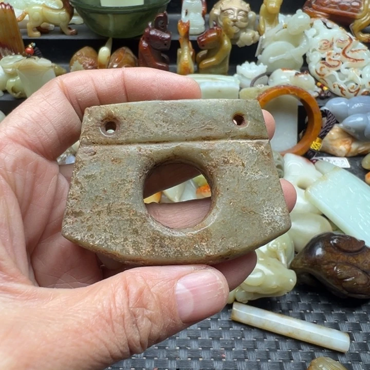 未镶嵌和田玉（糖玉）挂件