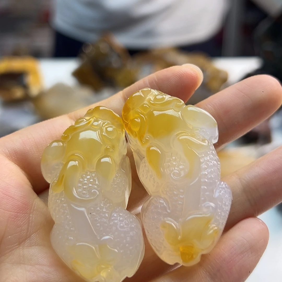 玛瑙/玉髓未镶嵌颈饰