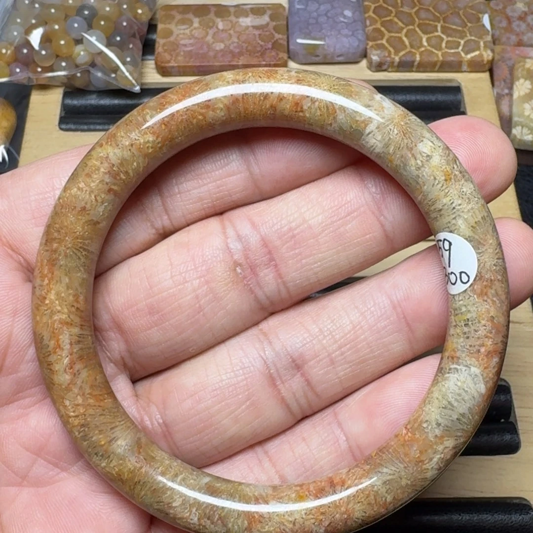 硅化玉纯天然色有机玉石未镶嵌59圈口