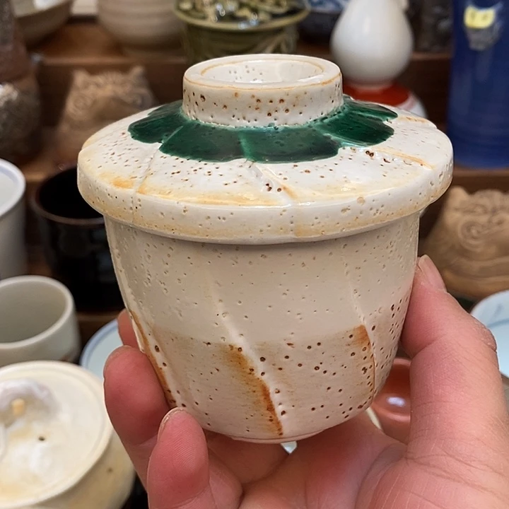 中古物品默认微瑕，谨慎参拍，满18包邮！