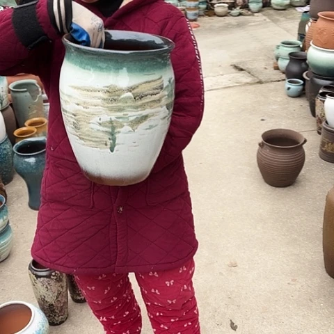 口24高31瑕疵底裂盆子