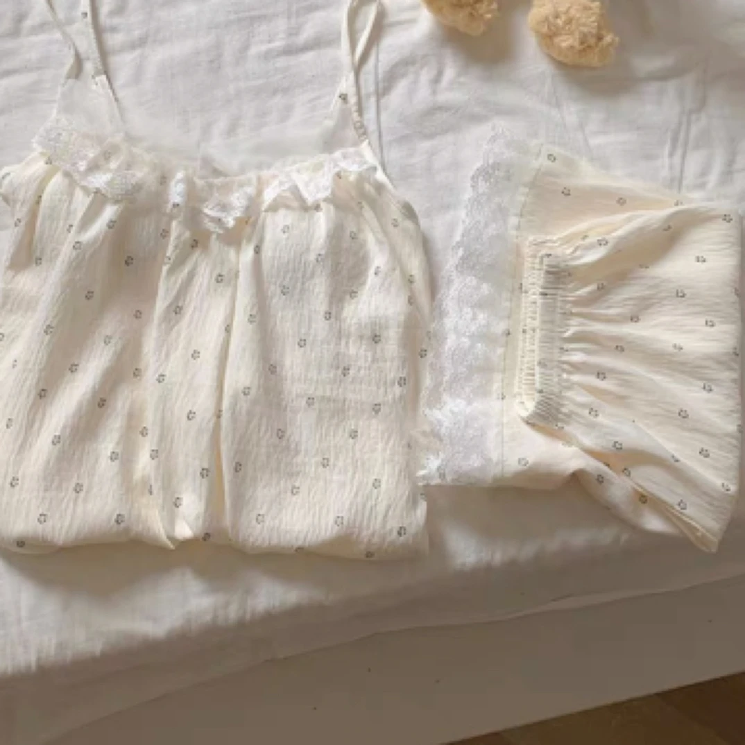 夏季女士带胸垫云朵棉蕾丝V领吊带短裤小碎花甜美家居服套装夏天