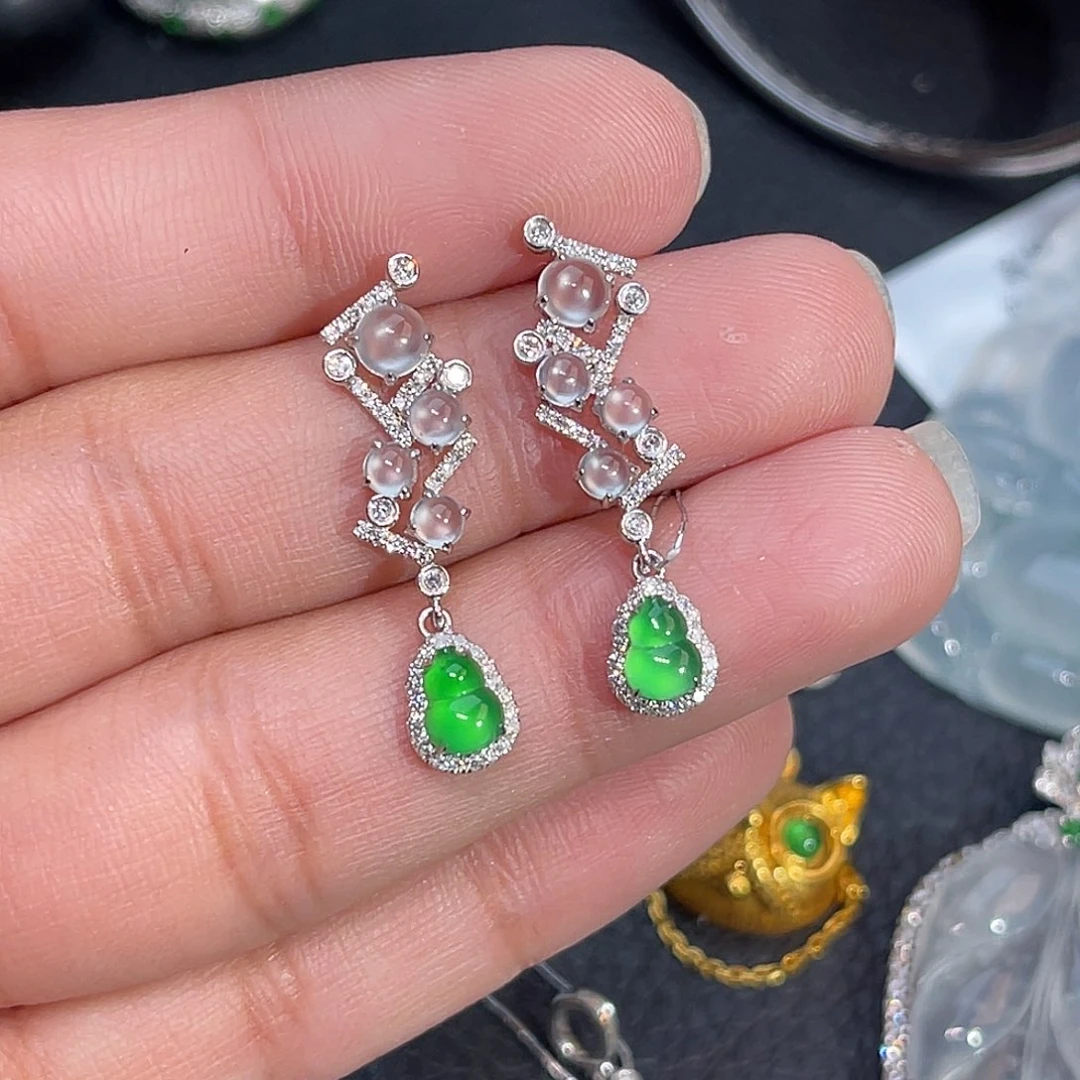 翡翠18K金镶嵌耳饰葫芦