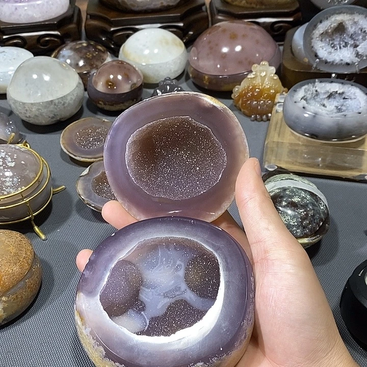 水晶未镶嵌摆件聚宝盆