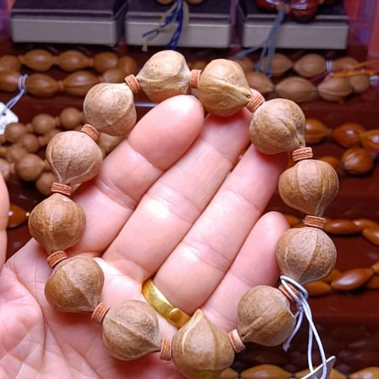 手串/手链橄榄核橄榄核手串1.8三花铁核鸡血红老料蜜桃臀