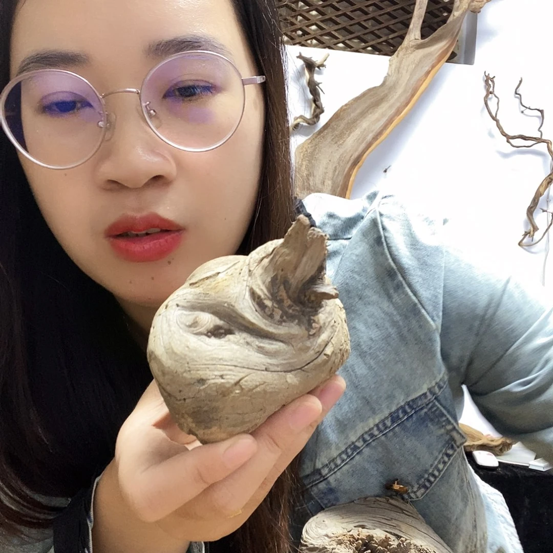 努***斗香榧木今天晚上吃什么好吃的东西