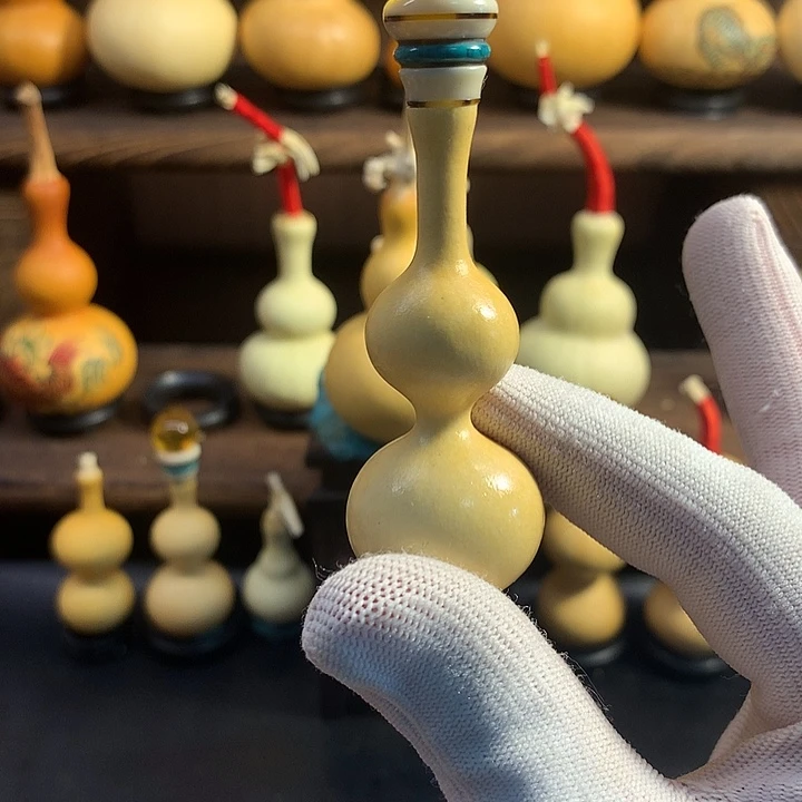 逸***文葫芦我在外面吃饭呢你