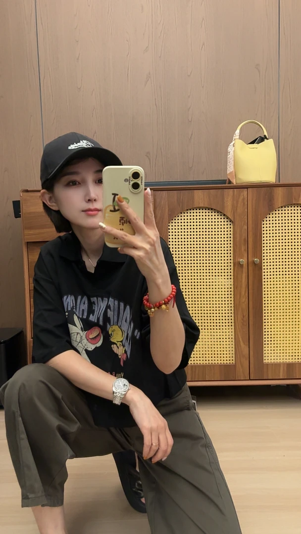 100以下这里拍梨子翻领显瘦上衣