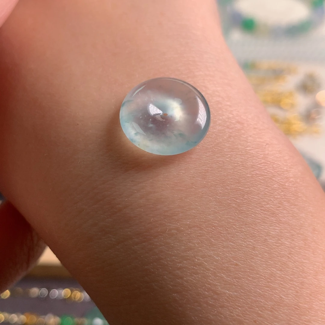 颈饰未镶嵌翡翠吊坠