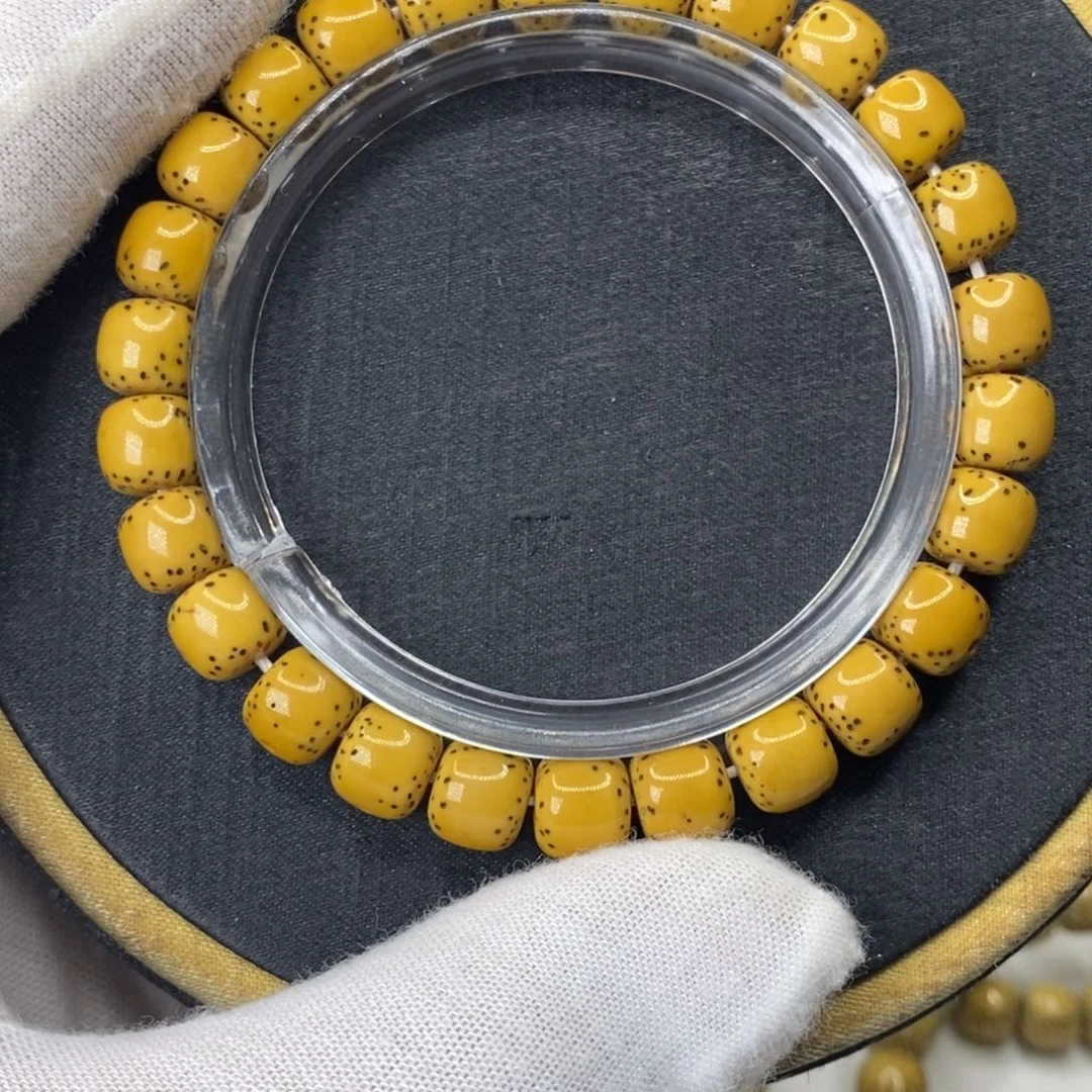 手串星月菩提卡9正月通体鸡油黄