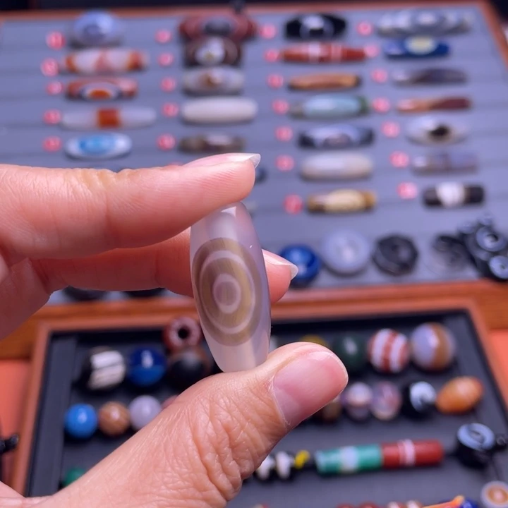 玛瑙/玉髓颈饰未镶嵌宏