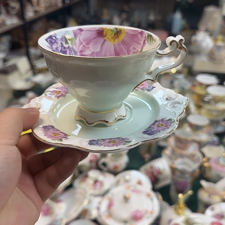 鹿与海陶瓷有限公司