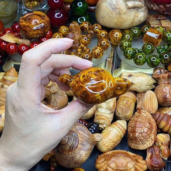 松木琥珀木文玩手串