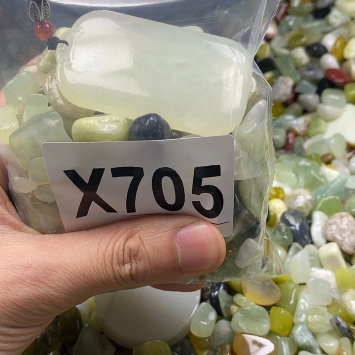 蛇纹石玉未镶嵌鱼缸石