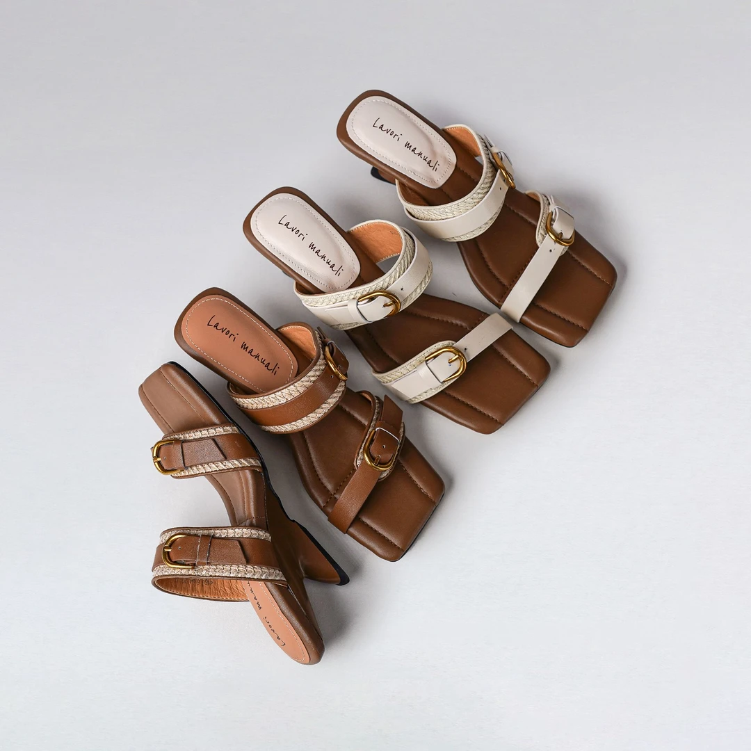 拖鞋女鞋外穿2025爆款复古坡跟皮带方头异形跟高跟鞋舒适百搭时尚