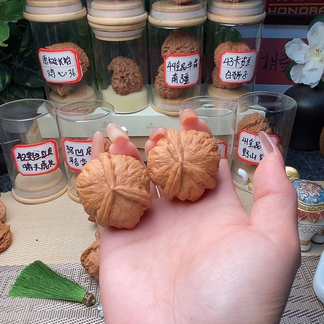 @***鱼把件文玩核桃元宝三棱……