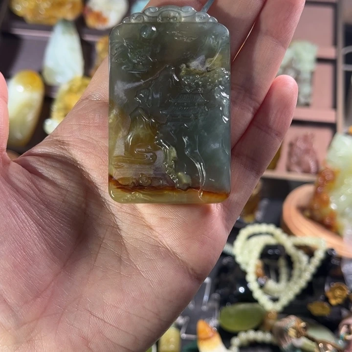 抖***白蛇纹石玉未镶嵌颈饰
