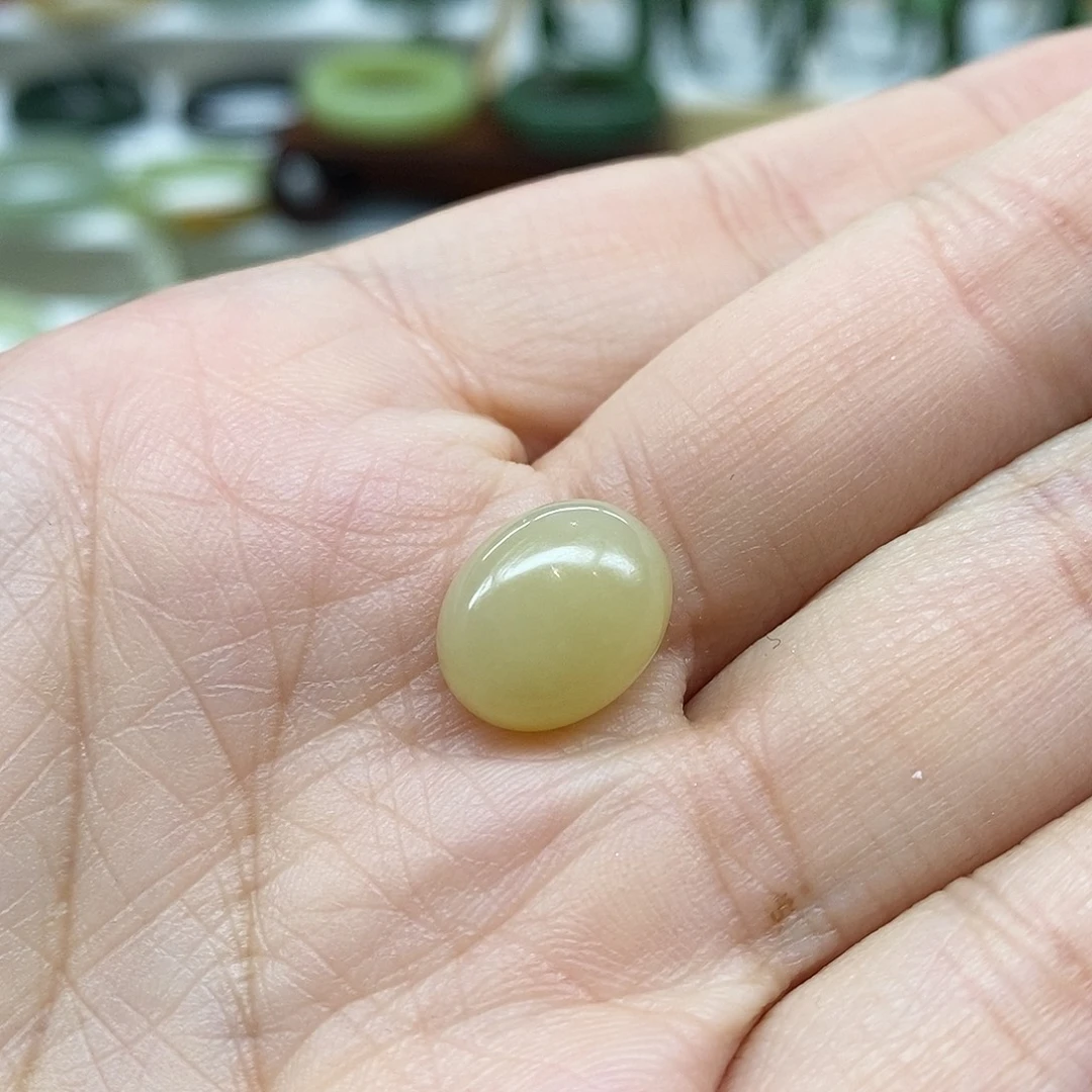 和田玉未镶嵌戒指