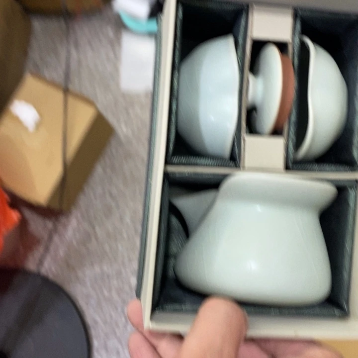 陶瓷艺术品及陶瓷壶壶