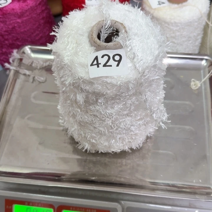 织绣429号白色长毛羽毛
