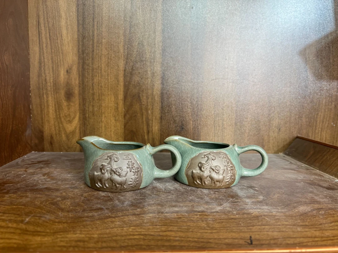 B346景德镇制陶瓷公道杯一对