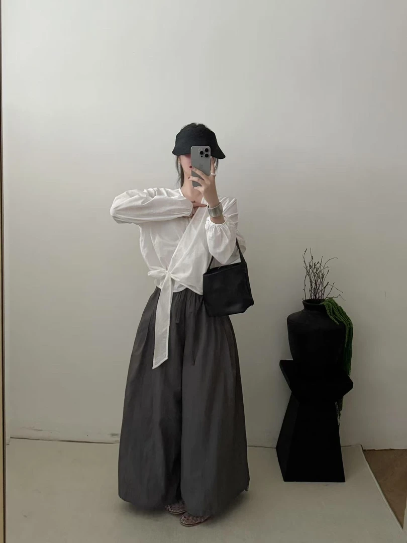 758（1689#新）韩系大裤摆慵懒休闲阔腿裤（腰围64 裤长94）