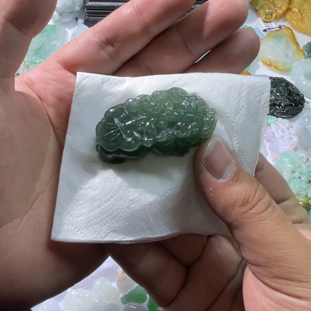 翡翠颈饰未镶嵌恺天然