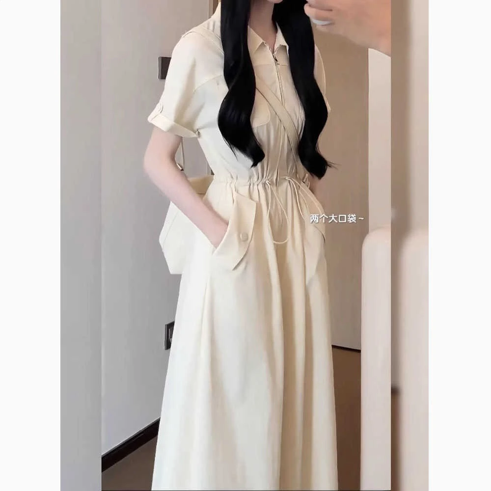 polo领工装风连衣裙子女夏季2024新款气质收腰长裙茶歇法式小个子