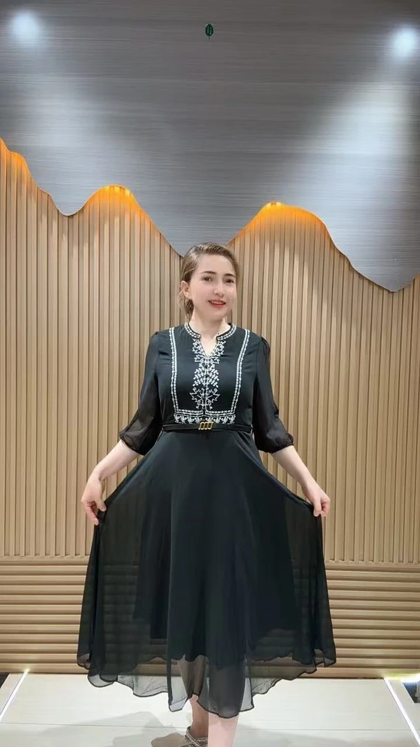 2025年新款女装裙子