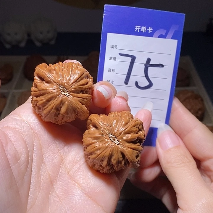 文玩核桃把件铁锤妹妹38左右