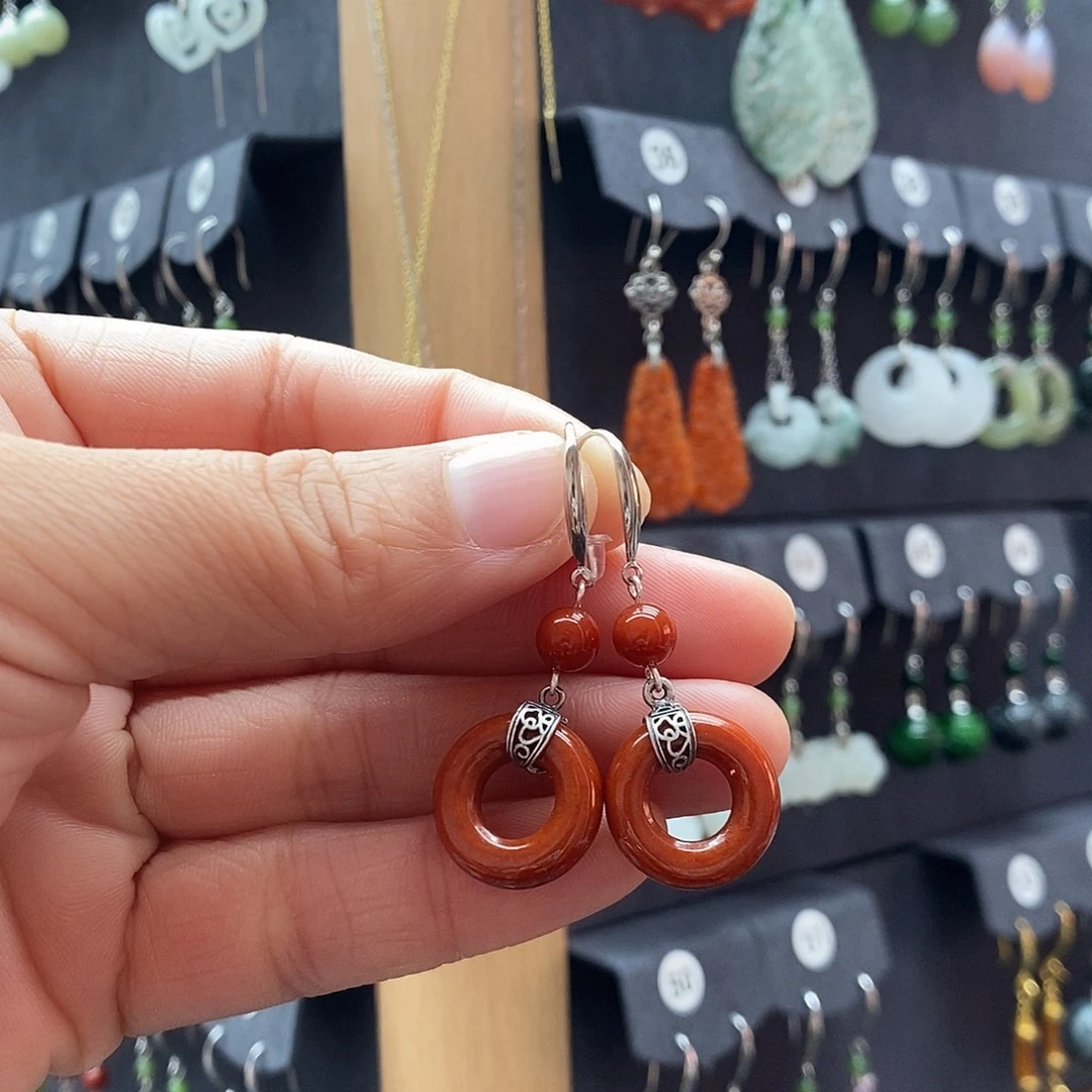 谭***！翡翠银S925镶嵌耳饰