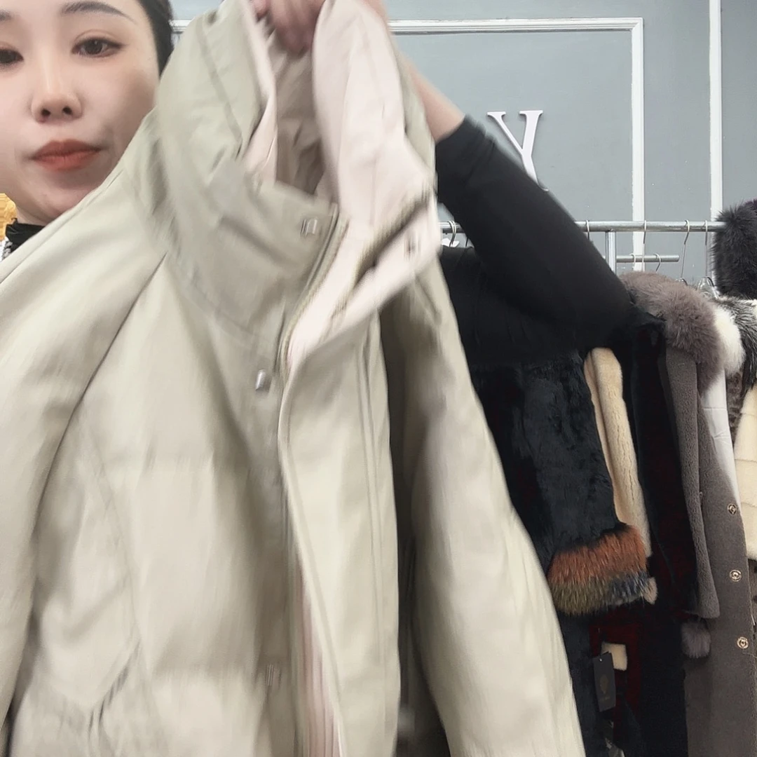 姚小妖家高端皮草