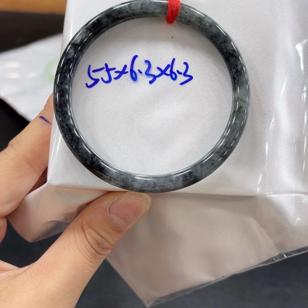 未镶嵌手镯翡翠翡翠