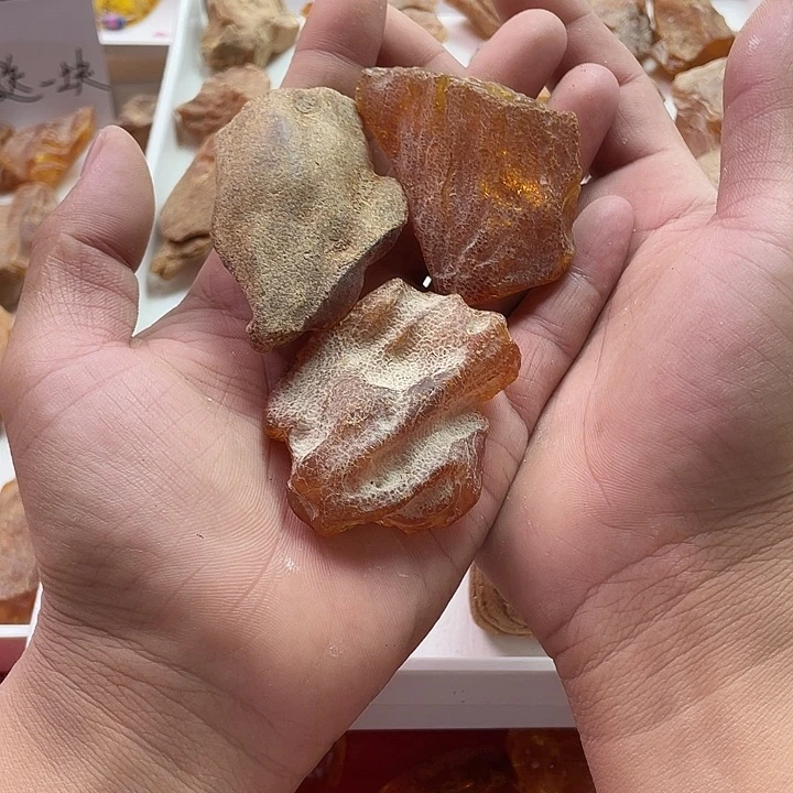 摧***豆未镶嵌定制琥珀天然琥珀蜜蜡