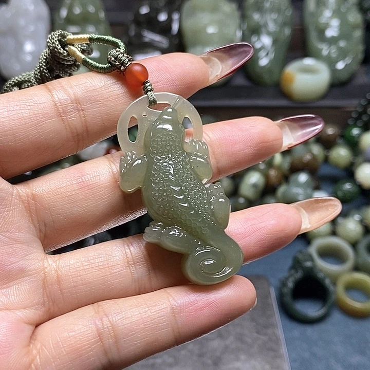 和田玉未镶嵌挂件