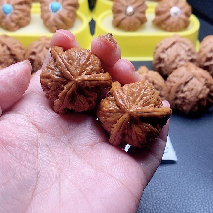 金***丶37尺拼接工艺品白奔