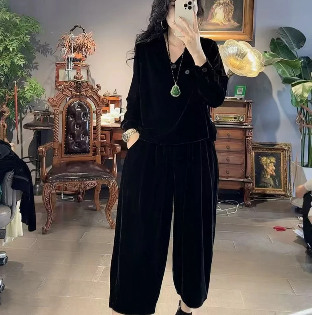 2025年秋季新款金丝绒黑女套装中国风休闲时尚大方两件套网红显瘦