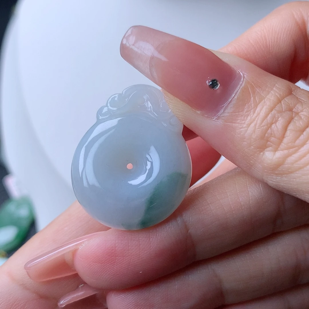 【闪购商品】翡翠未镶嵌吊坠(不含链)