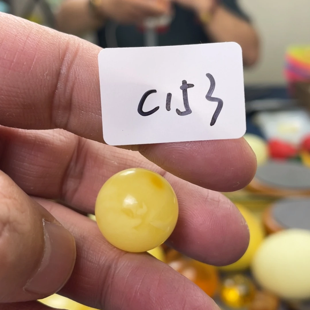 手链琥珀未镶嵌多样性发，发其中一件