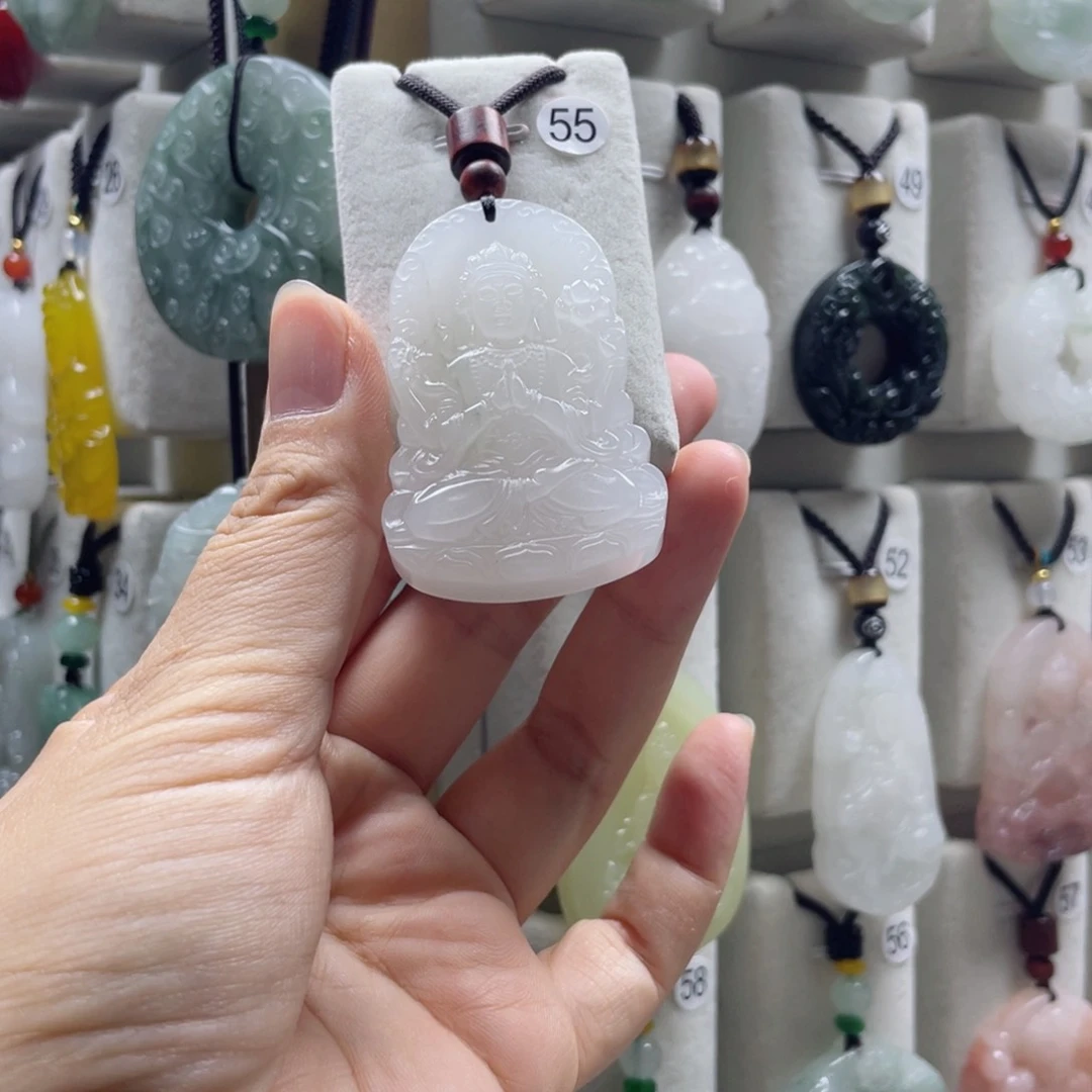 石英质玉（金丝玉）未镶嵌颈饰