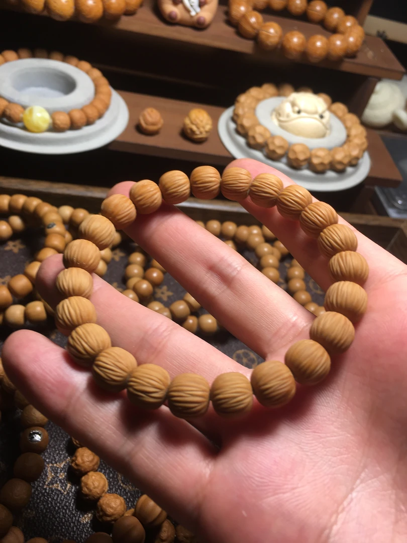 手工雕刻山峦无相猴头手串