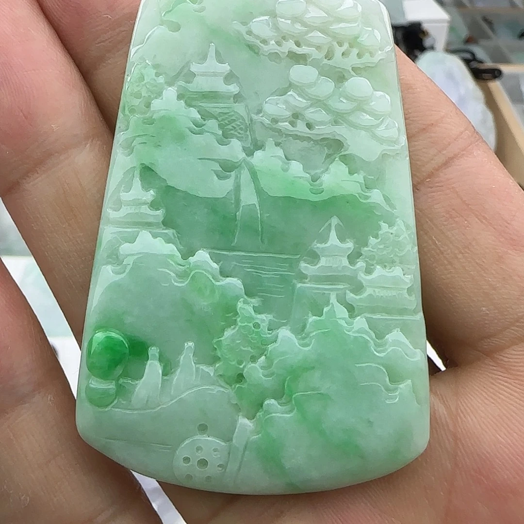 翡翠未镶嵌颈饰翡翠