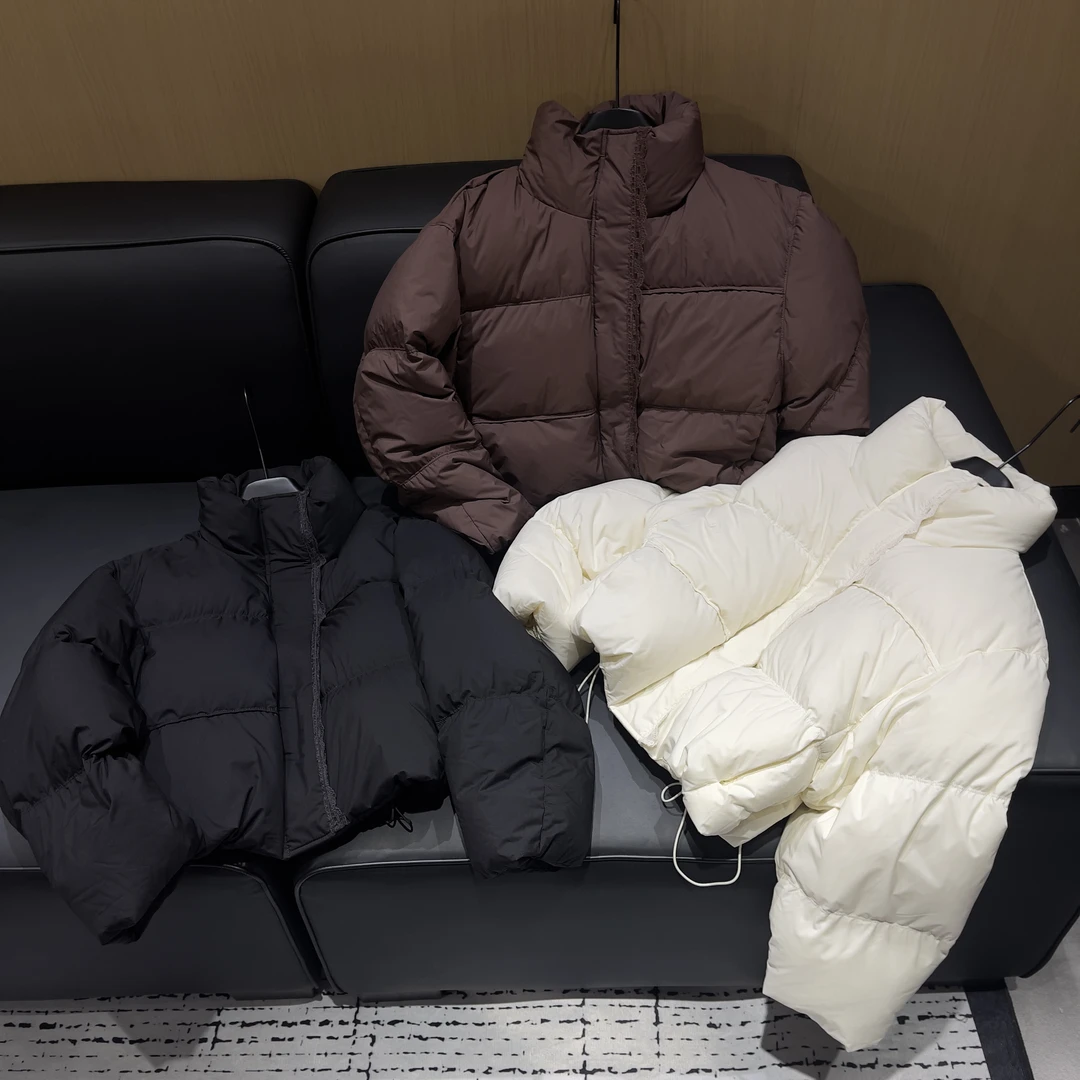 KW【冬之暖意】南油新款休闲立领门襟拼蕾丝设计短款羽绒服外套