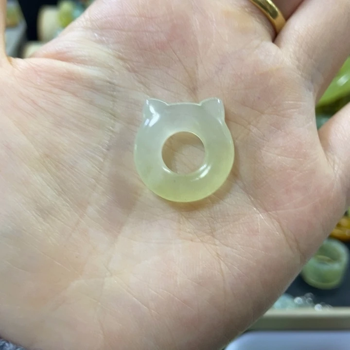 蛇纹石玉配件未镶嵌